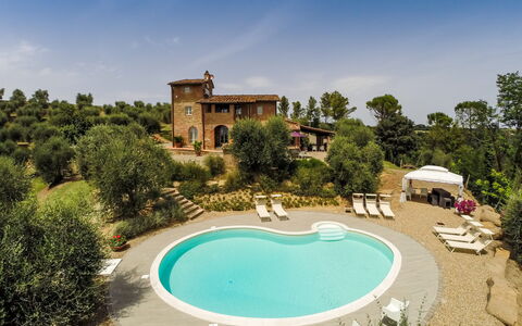 Villa Larino: Landscape, Rural Area, Estate, Farmhouse, Villa, Hacienda, Landscaping, Farm