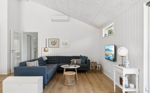 Pia - 350M from the Sea: Flooring, Wood, Interior Design, Couch, Furniture, Floor, Ceiling, Living Room, Wood Flooring, Home