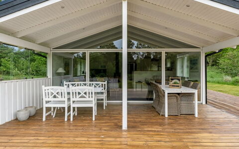 Gudmunda - 300M from the Sea: Wood, Porch, Ceiling, Floor, Door, Shade, Deck, Hardwood, Wood Stain, Plank