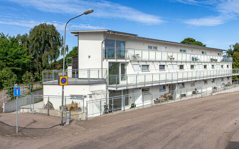 Strandpärlan: Architecture, Composite Material, Urban Design, Pole, Street Light, Balcony, Steel