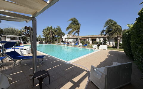Villa Gertrude: Swimming Pool, Resort, Eco Hotel, Shade, Hacienda, Hotel, Sunlounger, Estate, Villa