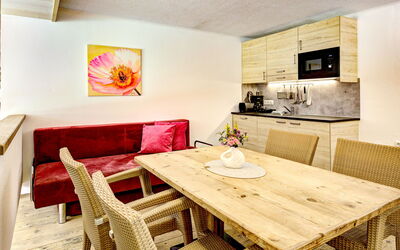 Accommodation:&nbsp;Edelweiss Suite 8 614.8