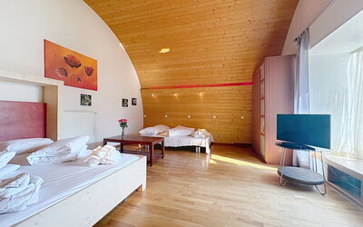 Accommodation:&nbsp;Sweet Edelweiss 5A 614.11