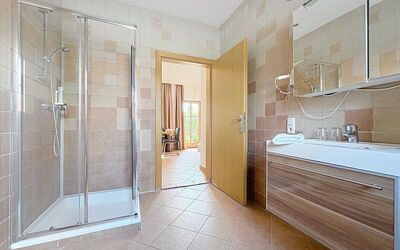 Accommodation:&nbsp;Edelweiss Suite 9 614.9