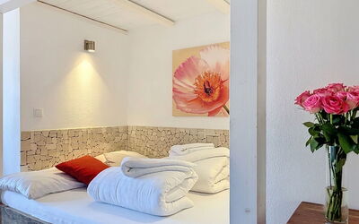 Accommodation:&nbsp;Edelweiss 3 614.3