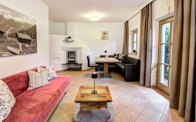 Accommodation:&nbsp;Edelweiss Suite 9 614.9