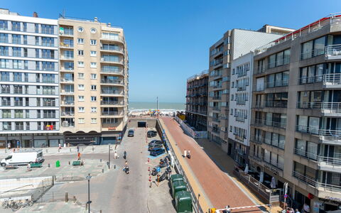 Zeewind Close to the Beach: Furniture, Interior Design, Flooring, Floor, Table, Wood, Ceiling, Chair, Room, Couch