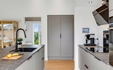Huldrik - 900M from the Sea: Kitchen, Kitchen Appliance, Countertop, Interior Design, Flooring, Cabinetry, Furniture, Major Appliance, Home Appliance, Wood