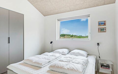 Huldrik - 900M from the Sea: Ceiling, Bedroom, Daylighting, Bed, Bedding, Bed Frame, Light Fixture, Bed Sheet, Pillow, Plaster