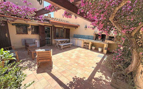 Villa Siria: Furniture, Interior Design, Flooring, Floor, Table, Wood, Ceiling, Chair, Room, Couch