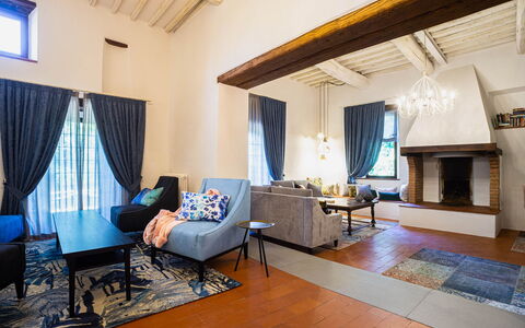 Borgo San Polino: Furniture, Interior Design, Flooring, Floor, Couch, Ceiling, Chair, Living Room, Room, Table