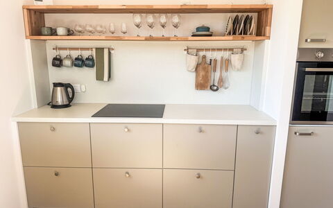 Horní Líšnice: Flooring, Wood, Kitchen, Interior Design, Cabinetry, Furniture, Floor, Countertop, Kitchen Appliance, Lighting