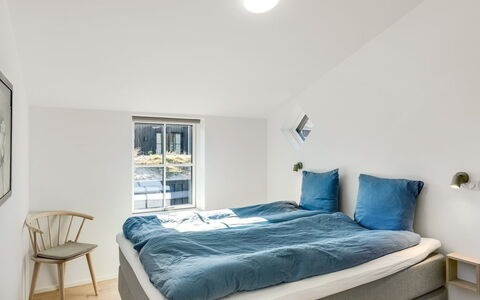 Karoliina - 500M from the Sea: Wood, Flooring, Floor, Interior Design, Bedroom, Room, Ceiling, Bedding, Hardwood, Bed