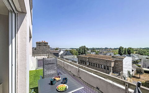 Résidence de la Mer: Apartment, Residential Area, Condominium, Daylighting, Balcony