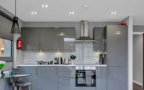 Accommodation:&nbsp;Hoxton Residence 310.2