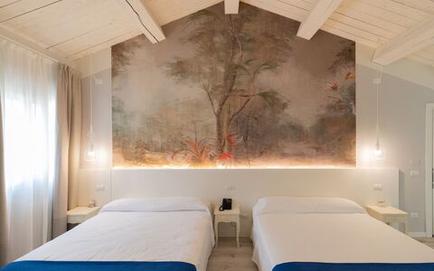 Relais Villa Mirandola: Interior Design, Ceiling, Bedroom, Room, Bed, Bed Sheet, Bedding, Linens, Bed Frame, Paint