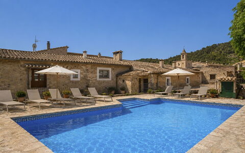 Can Toni: Swimming Pool, Villa, Estate, Hotel, Flagstone