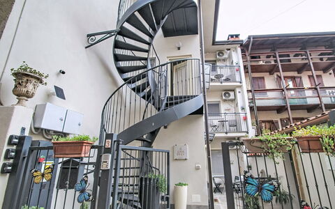 Colazza 100: Stairs, Handrail, Apartment, Metal, Iron, Balcony, Baluster, Glass, Steel, Daylighting