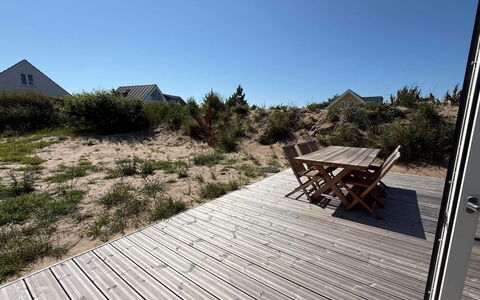 Selvi - 500M from the Sea: Wood, Wood Flooring, Hardwood, Deck, Plank, Boardwalk, Wood Stain, Outdoor Furniture, Walkway, Siding