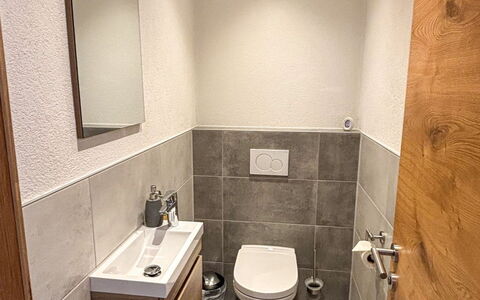 Apartment Bergkristall: Flooring, Floor, Plumbing Fixture, Toilet, Toilet Seat, Bathroom, Interior Design, Plumbing, Tile
