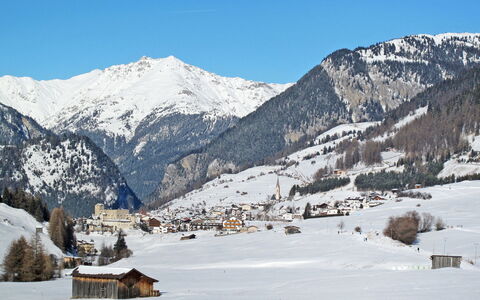 Apartment Bergkristall: Mountain, Mountainous Landforms, Snow, Winter, Mountain Range, Hill, Highland, Landscape, Hill Station, Glacial Landform
