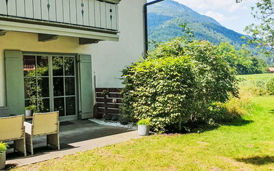 Oberaudorf 300: Green, Shrub, House, Home, Garden, Shade, Cottage, Yard, Lawn, Landscaping