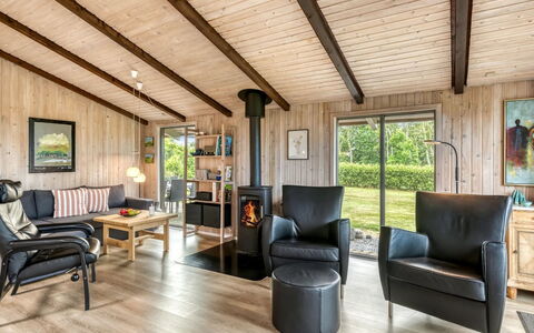 Clea - 250M to the Fjord: Wood, Flooring, Wood Flooring, Interior Design, Ceiling, Furniture, Floor, Living Room, Hardwood, Wood Stain