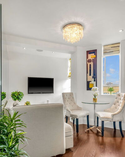 Chelsea Apartment: Shrub, Garden, Residential Area, Plant Community, Land Lot, Groundcover, Landscaping, Backyard, Yard