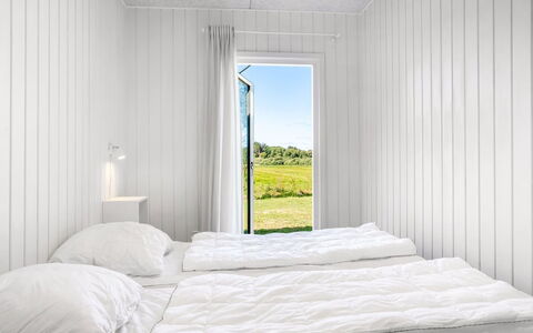 Tameran - from the Sea: Bedroom, Bedding, Bed Sheet, Bed, Design, Plank, Daylighting, Linens, Bed Frame