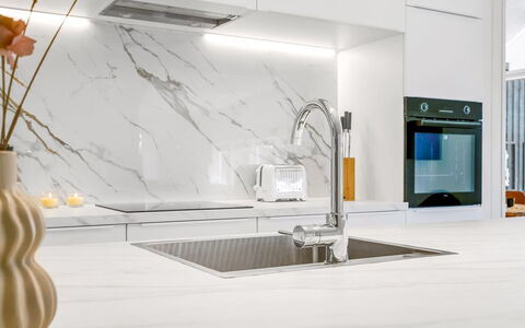 Tameran - from the Sea: Kitchen, Countertop, Interior Design, Kitchen Appliance, Flooring, Floor, Furniture, Cabinetry, Tap, Light Fixture