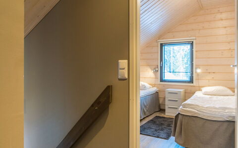Golfarinkunnas 9B: Snow, Winter, Freezing, Cottage, Hill Station, Larch, Ice Cap, Glacial Landform, Ski Resort