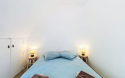 Gîte de la Grée: Interior Design, Flooring, Floor, Bedroom, Wall, Wood, Bed, Ceiling, Bed Sheet, Room