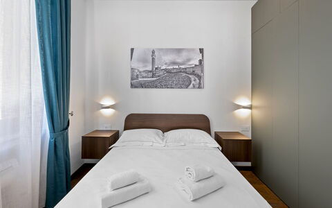 La Piazza Grand Vista Suite: Interior Design, Floor, Apartment, Bedroom, Daylighting, Bed, Hotel, Bedding, Bed Frame