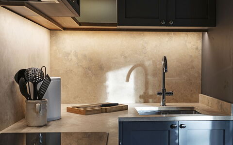 Casa Pernice: Countertop, Flooring, Plumbing Fixture, Tap, Kitchen, Interior Design, Sink, Home Appliance, Kitchen Appliance, Plumbing