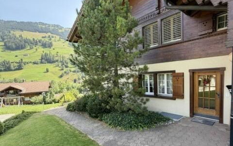 Sonnhalde 9 Eg: Building, Window, House, Home, Residential Area, Architecture, Cottage, Roof, Door, Estate