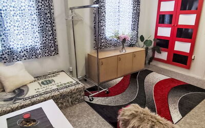 Accommodation:&nbsp;Red Nest 1.2