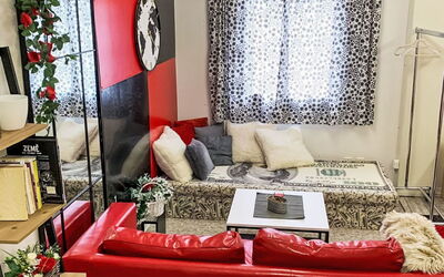 Accommodation:&nbsp;Red Nest 1.2