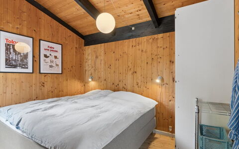 Erich - 500M from the Sea: Wood, Ceiling, Bedroom, Interior Design, Bed, Bed Frame, Hardwood, Bedding, Wood Stain, Log Cabin