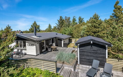 Wingot - from the Sea: House, Home, Roof, Cottage, Siding, Driveway, Porch, Garden Buildings, Plank