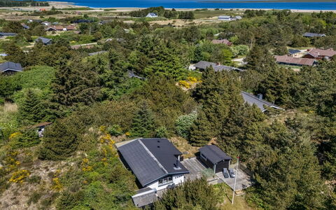 Wingot - from the Sea: Residential Area, Landscape, Bird'S-Eye View, Aerial Photography, Roof, Home, Land Lot, Suburb, Estate, Landscaping