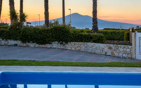 Villa Sara: Blue, Swimming Pool, Shade, Resort, Eco Hotel, Landscaping, Tropics, Hotel, Resort Town