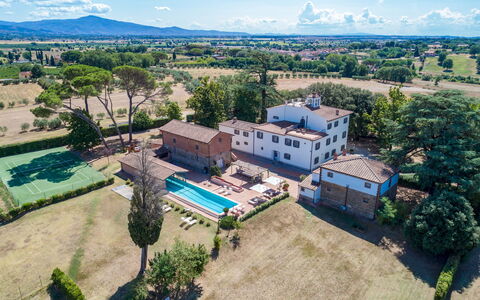 Antica Villa Merelli 12: Swimming Pool, Estate, Villa, Hacienda, Hotel, Resort