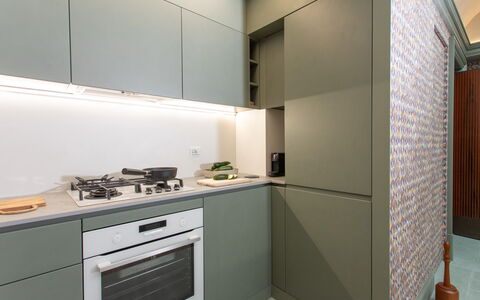 Belvedere Guastella B 4: Kitchen, Kitchen Appliance, Countertop, Major Appliance, Interior Design, Wood, Cabinetry, Flooring, Kitchen Stove, Ceiling