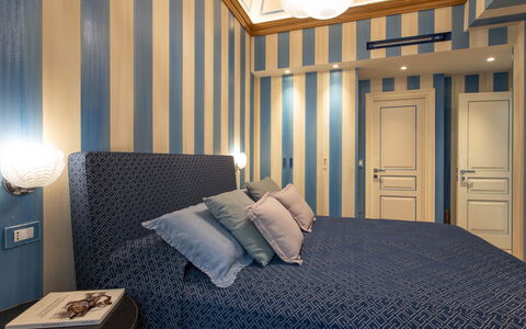 Belvedere Guastella B 4: Interior Design, Bedroom, Flooring, Textile, Ceiling, Floor, Bed, Furniture, Lighting, Room