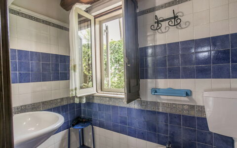 Casa Dafne: Flooring, Plumbing Fixture, Floor, Interior Design, Tile, Tap, Bathroom, Plumbing, Sink, Bathroom Sink