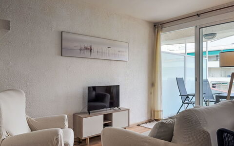 Xaloc: Furniture, Interior Design, Flooring, Wall, Floor, Ceiling, Room, Lighting, Apartment, Living Room