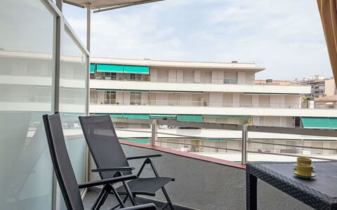 Xaloc: Apartment, Balcony, Floor, Composite Material, Condominium, Commercial Building, Glass, Shade, Chair, Daylighting