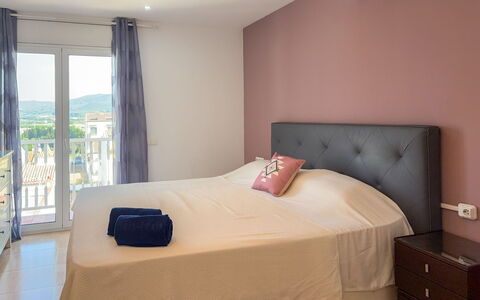 Clara: Bed, Furniture, Bedroom, Bedding, Bed Sheet, Interior Design, Wood, Floor, Linens, Flooring