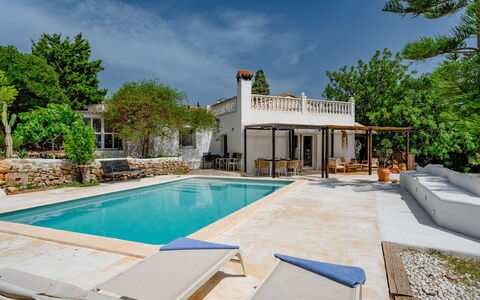 Villa Helena: Apartment, Condominium, Balcony