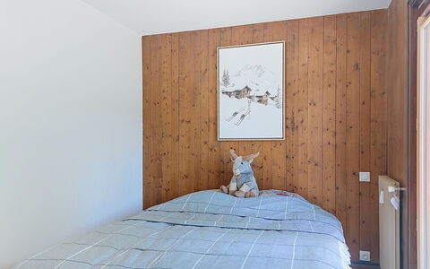 Le Nerey 2: Apartment, Condominium, Balcony